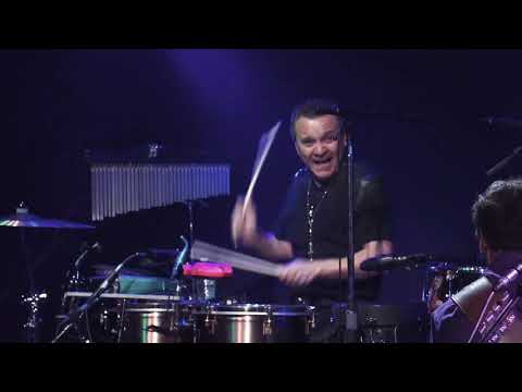 Santana - Toussaint L'Overture Live - (Original Líne Up) | Santana IV
