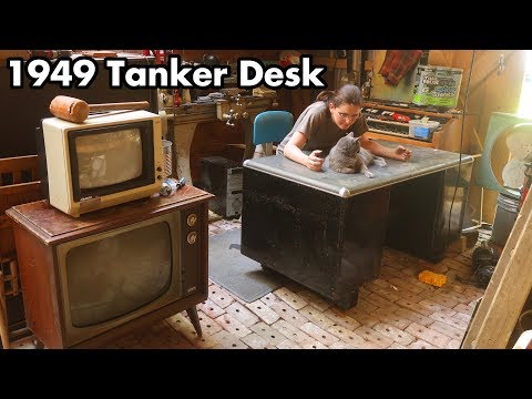 Random Bits 0231: 1949 Tanker Desk Assembly and Oiling, Crazy Weekend of Progress