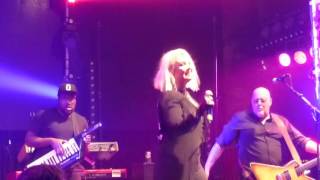 Kim Wilde - Kids in America bij Lucky in Rijssen 14-10-2016