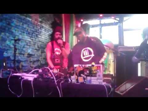 sxsw 2015 - free the robots & opio quartet @ flamingo cantina