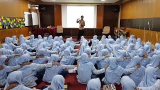 Download lagu Training Motivasi Pelajar Inspiratif kelas 7 Tolibah SMPI Nurul Fikri Boarding School 2018 part 1 mp3