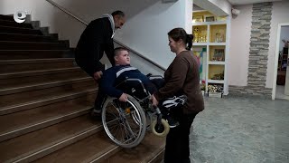 Училище в Кърджали с кауза за изграждането на асансьор за ученик с двигателни проблеми