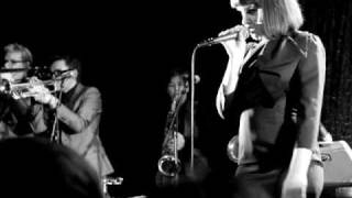 Lady Linn - Good Old Sunday Blues (Live)