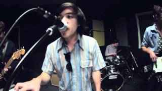 TV GIRL - I WONDER WHO SHE'S KISSING NOW