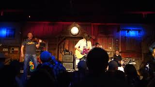 Roger Creager - Things look good around here / Love is Crazy