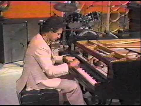 Buddy Greco MacArthur Park Live 1978