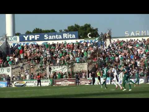 Sarmiento en la "A": Los festejos en la propia cancha