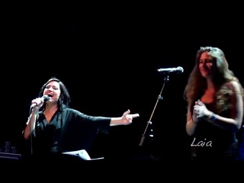 1. Saltar al vacío - Elena Gadel i María Peláe (Luz de gas Bcn)