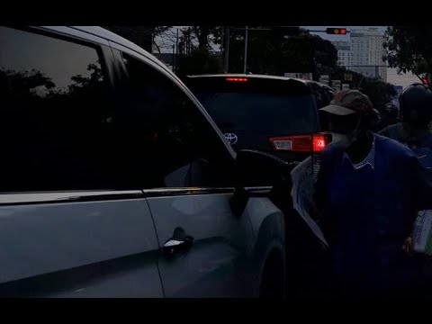 Dengan Kasih | Manuh | Official Video