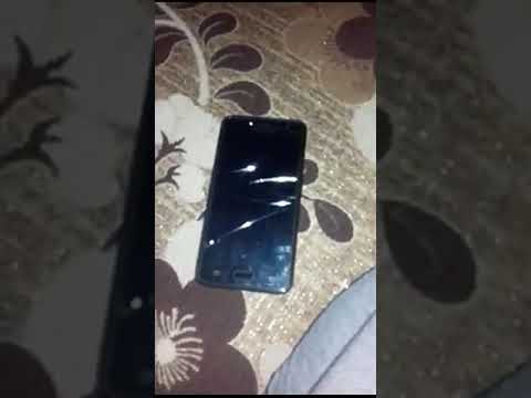 Поцан разбил свой Samsung из-за игры бравл старс