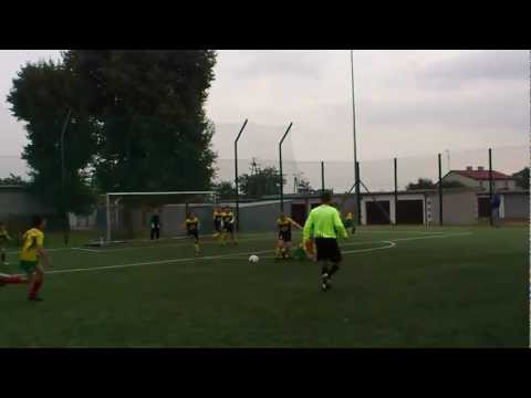 LZS KOŚCIELEC- JEZIORAK  ŻNIN (3:5) ORLICY- II POŁOWA 22.09.2012r.  MOV_4753.mp4