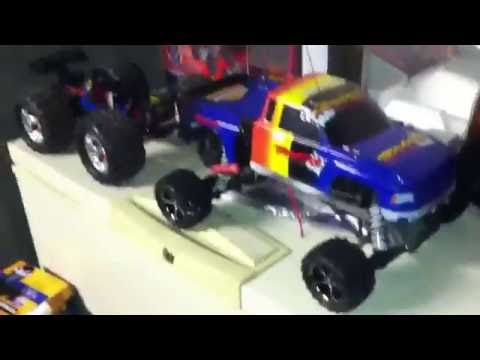 Traxxas erevo mini 1/16 with 1/10 tires