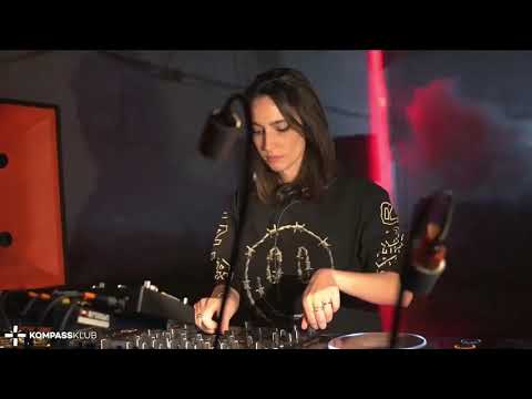 Raul Young - Rivalry (played by Amelie Lens @ Kompass Klub Closing - NYE 2021 livestream)
