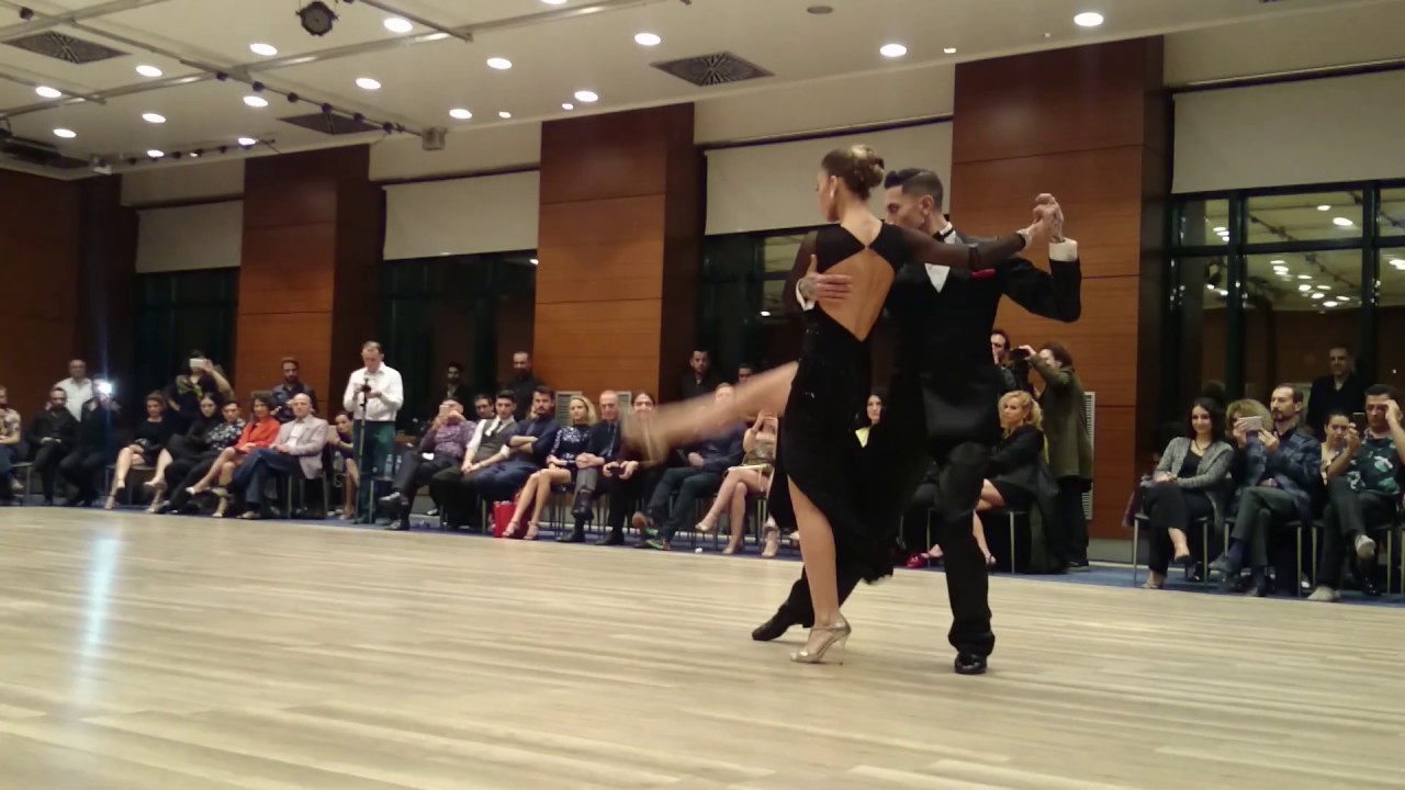 Julian Sanchez & Bruna Estellita. Loca / Tango Bardo. Apertura Tango Weekend 2019