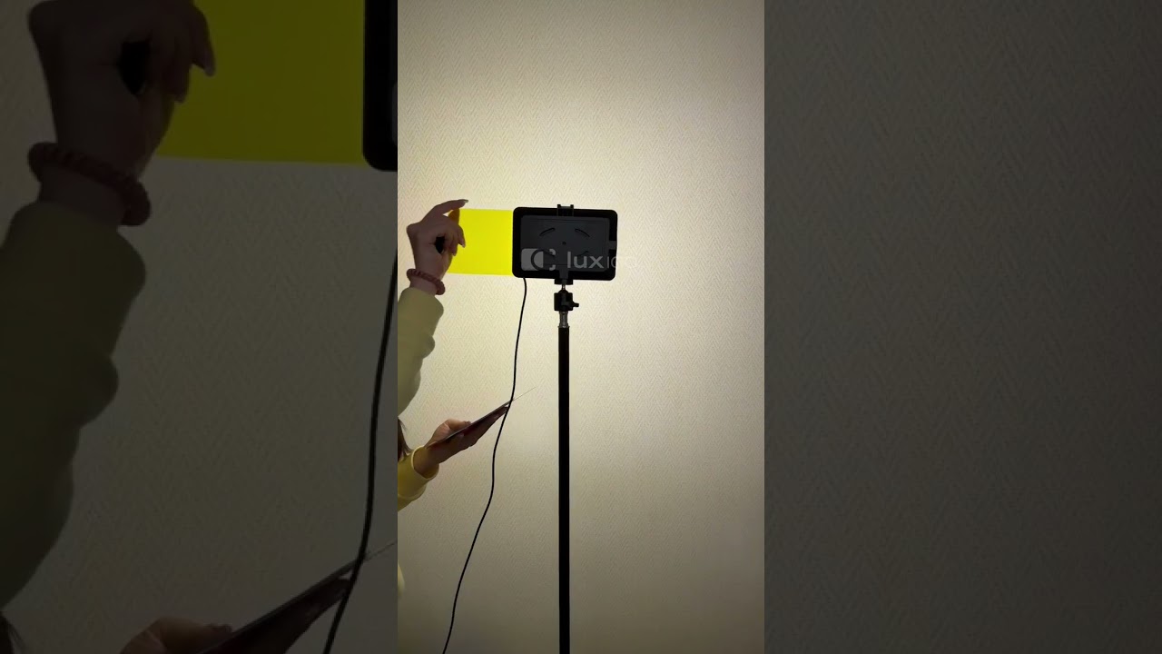 Прямоугольная светодиодная LED-лампа размер S 10х15 см со штативом 2.1 м