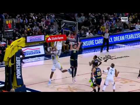 Jokic leading the fastbreak and dishing out a nice no look pass
