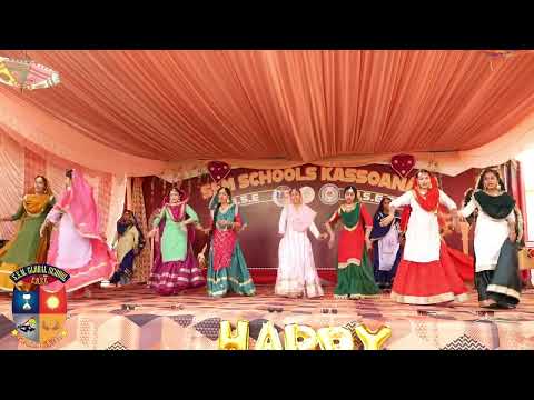 Class 12th Girls dance performance on Mothers Day 2023