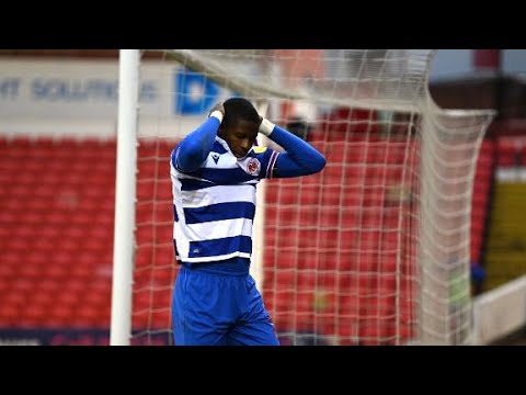 Barnsley e Reading empatam em jogo com o GOL MAIS PERDIDO DO ANO; veja e diga se você faria