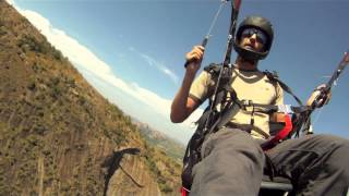 preview picture of video 'Paragliding somewhere between Bangalore and Mysore'