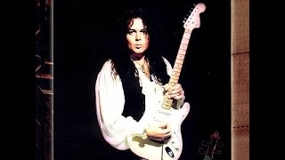 Download lagu Concerto suite for electric guitar and orchestra in E menor (1998) mp3