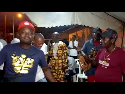 Oracel Africa feat Apichèkè Aux Obsèques De Abié Silviane - Zanwan