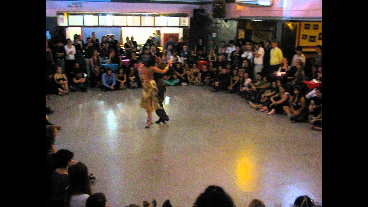 Video thumbnail for JAVIER RODRÍGUEZ y VIRGINIA PANDOLFI en ¡Viva la Pepa! milonga (domingos en Malcolm) 4/4