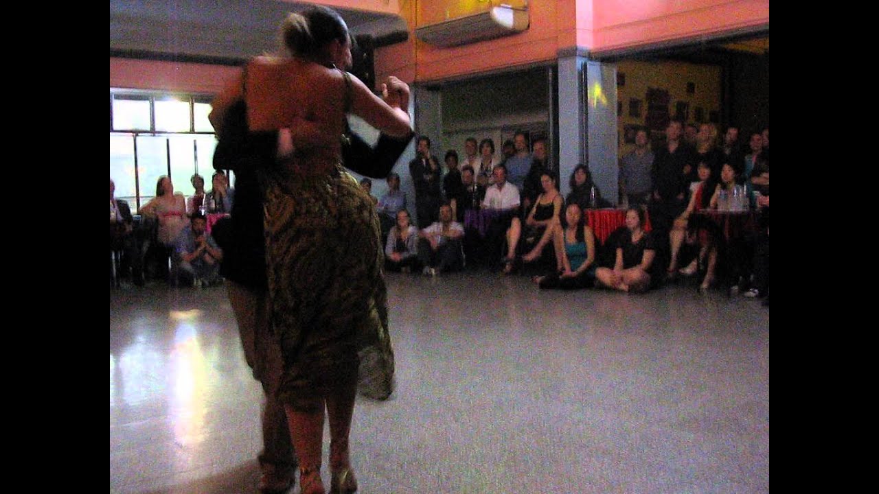 VIRGINIA PANDOLFI y JONATAN AGUERO en Viva La Pepa Milonga (1/3)
