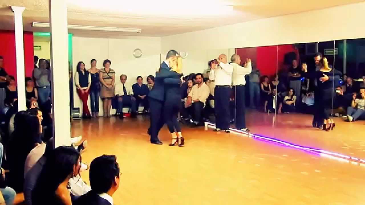 Video thumbnail for Consuelo Conde & Dennys Fernandez interpretan Buscandote