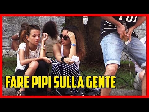Fare Pipì sulla Gente - [Esperimento Sociale] - theShow