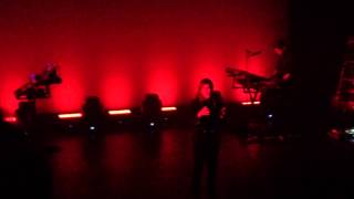 Christine and the Queens - Safe and Holy LIVE Berlin 2015