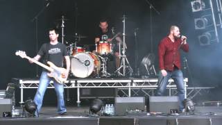 Earthtone9 - Tat Twam - Bloodstock 2013