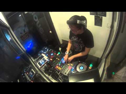2nd Mixed Set @DJ Plus BKK (White Room) : DJ ModdY