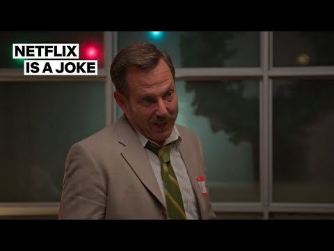 Maya Rudolph and Jason Bateman Play Good Cop/Bad Cop