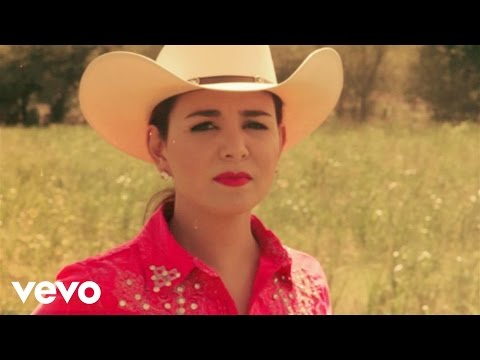 Laura Denisse - Sigo Enamorada