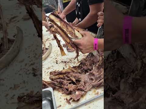 # #saboresdaroca MUITAS COMIDA CAIPIRA SABOR DA ROÇA FESTA DA SANTA CASA POUSO ALTO MG