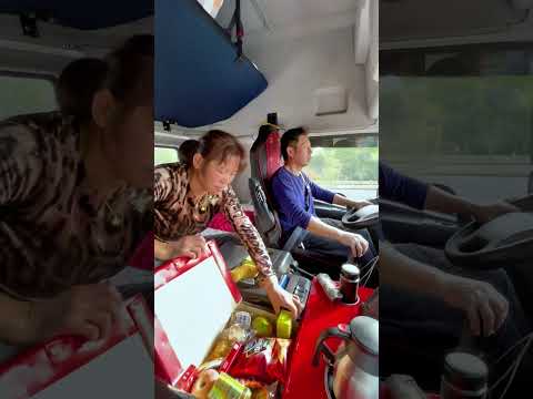 #用抖音记录卡车生活 #卡车夫妻日常 #roadtrip #automobile #truckdriver #truckdriverjobs #food