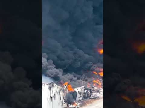 Video Thumbnail: Thick smoke billows from warehouse fire in West Virginia