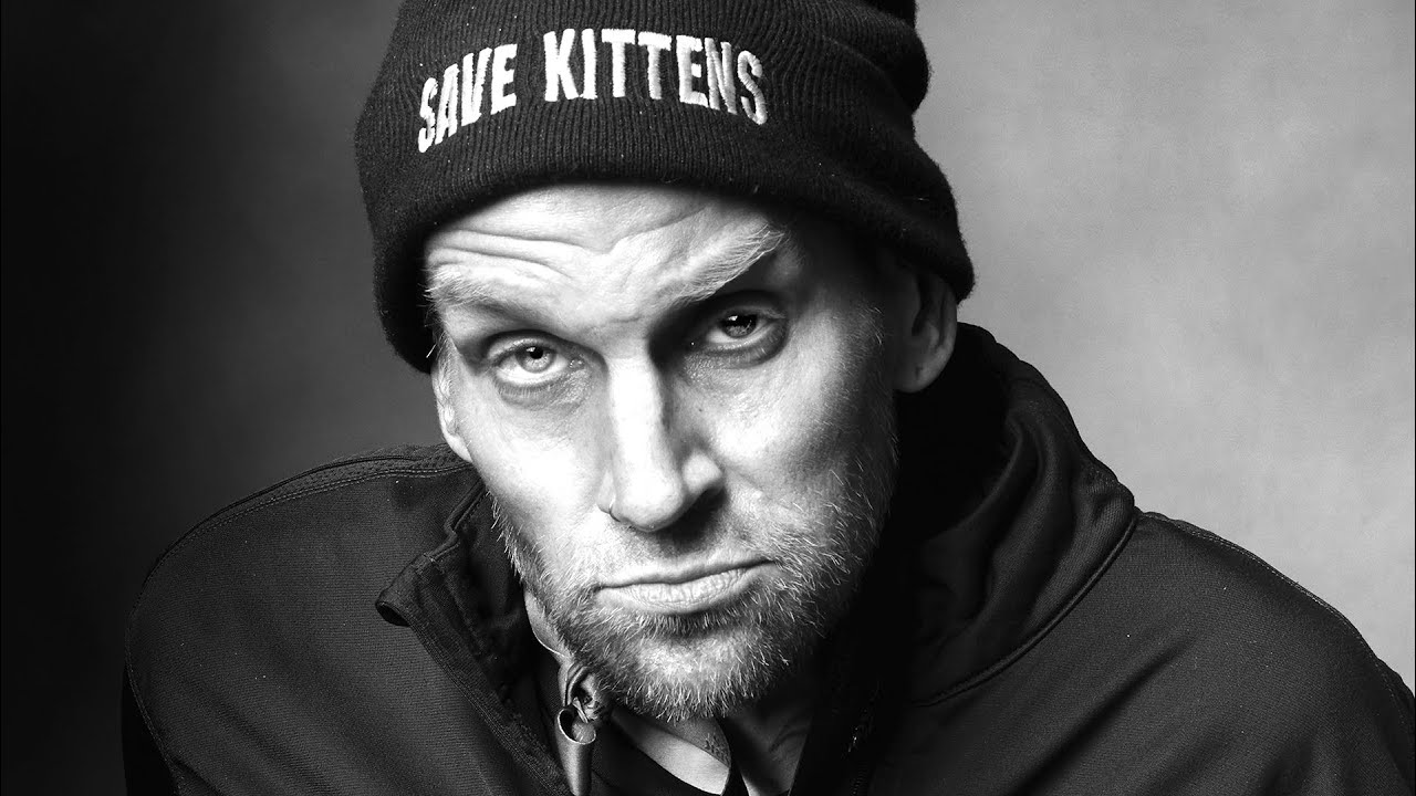 The Wayward Rock Musician-Cam - YouTube