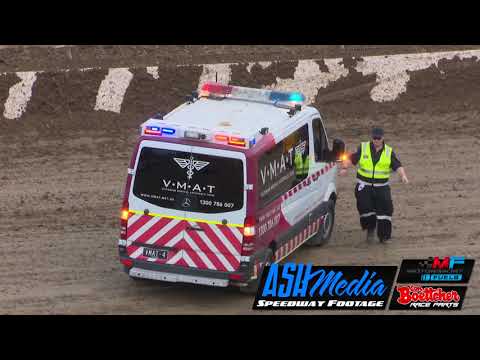 Street Stocks: Donald Irving Rollover - Mildura Speedway