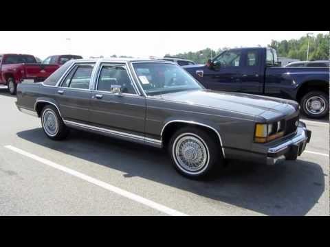 1990 Ford LTD Crown Victoria Start Up, Exhaust, In Depth Tour, and Test Drive Video