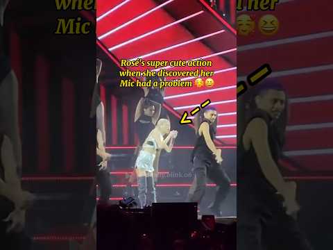 Rosé's super cute action when the Mic had problems #shorts #blackpink #rosé