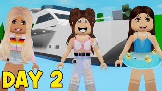 LAST TO LEAVE THE YACHT WINS!! **BROOKHAVEN ROLEPLAY** | JKREW GAMING