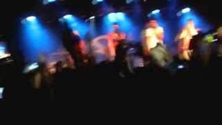 Auryn - Somebody Loves You