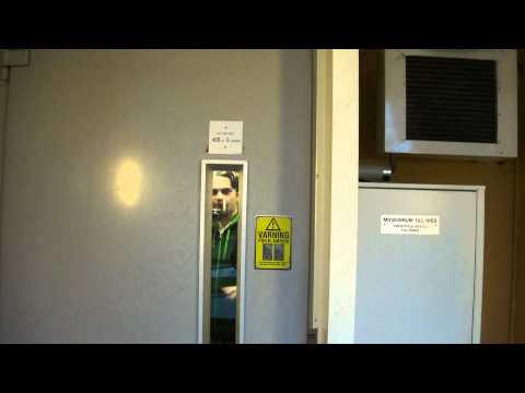 KONE Roped Hydraulic elevator @ Tällegatan 4D, Ljusdal, Sweden.