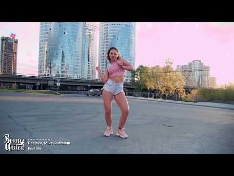 DeejaVu & Mike Gudmann - Feel Me