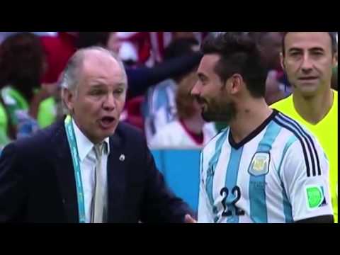 Funny Ezequiel Lavezzi Squirts Water at His Coach [Argentina]