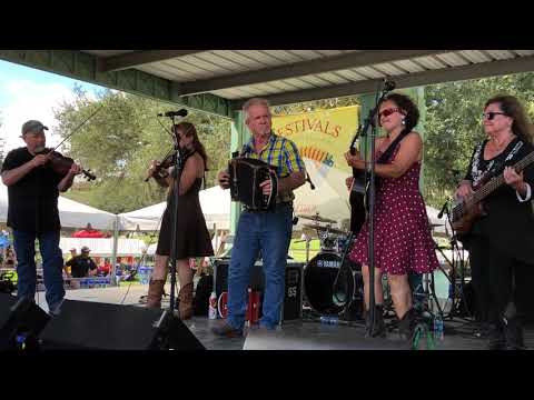 Festivals Acadiens 2018: Jesse Lege & Bayou Brew - "Johnny Can't Dance"