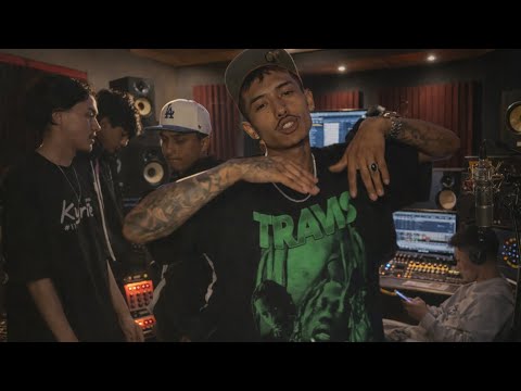 FREESTYLE RAP SEASON INSIDE THE SMOKEY ROOM