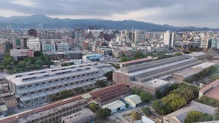 [問卦] 從高空看台北機廠（鐵道博物館）很壯觀
