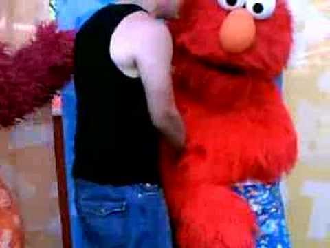 Live Tickle Me Elmo